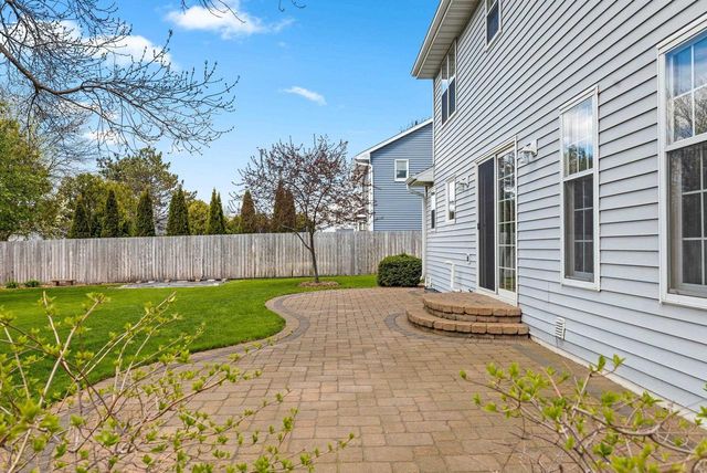 809 SPOONER COURT, De Pere, WI 54115