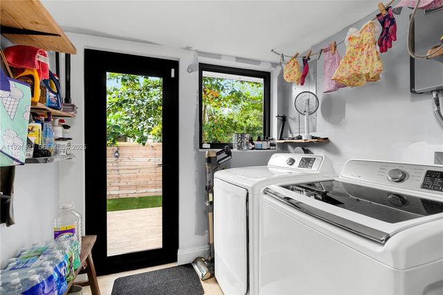 301 NE 115th St, Miami, FL 33161