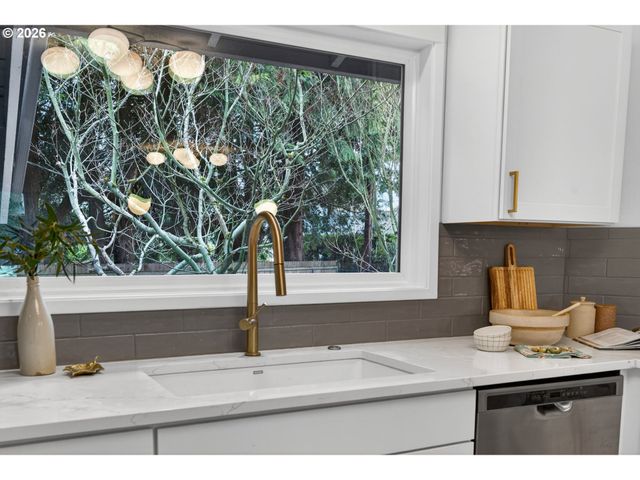 708 MANZANITA Way, Vancouver, WA 98661