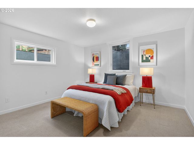 708 MANZANITA Way, Vancouver, WA 98661