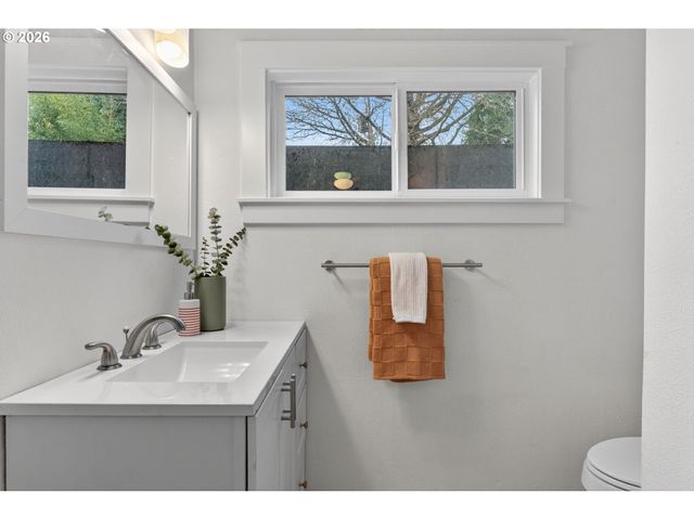 708 MANZANITA Way, Vancouver, WA 98661