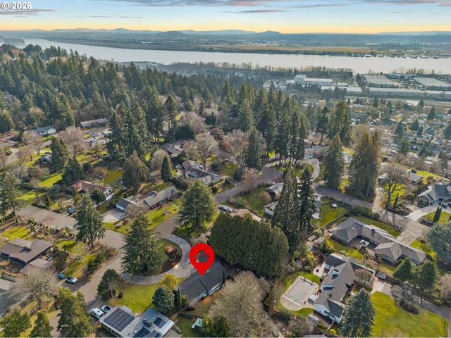 708 MANZANITA Way, Vancouver, WA 98661