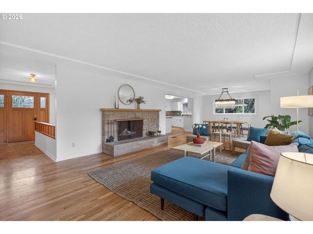 708 MANZANITA Way, Vancouver, WA 98661