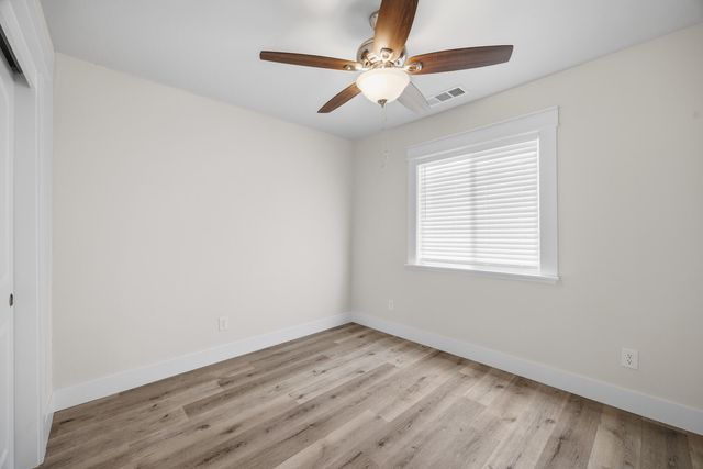 838 W Harold Avenue, Visalia, CA 93291