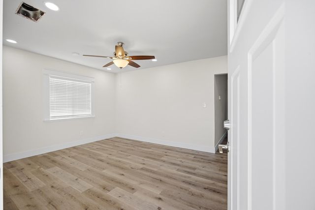 838 W Harold Avenue, Visalia, CA 93291