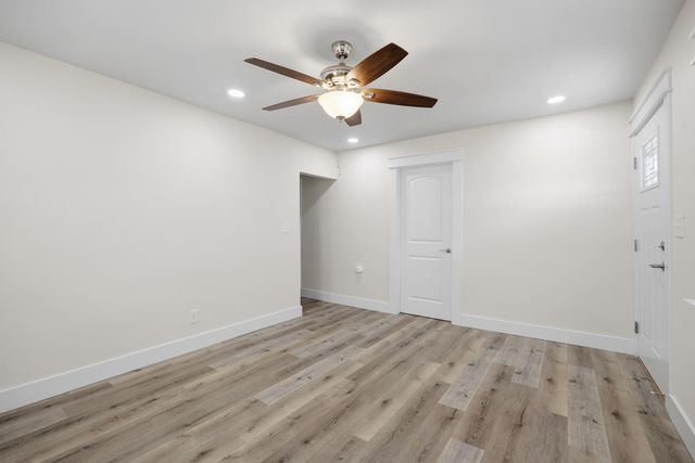 838 W Harold Avenue, Visalia, CA 93291