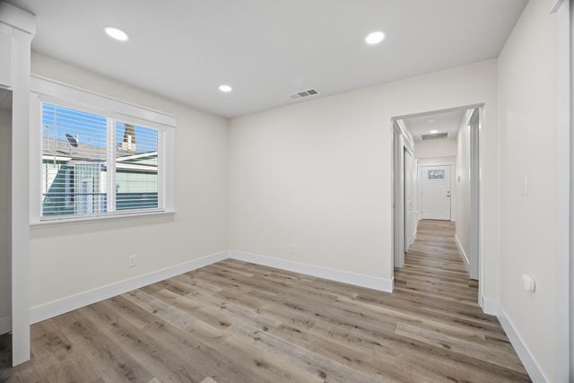 838 W Harold Avenue, Visalia, CA 93291