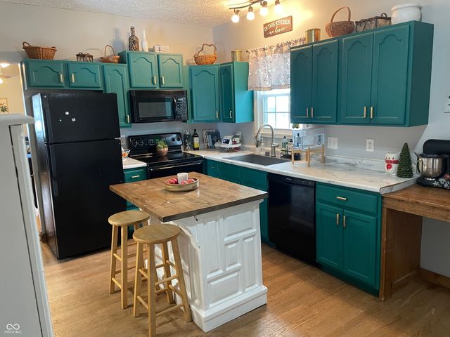 308 Bishop Street, Mooresville, IN 46158