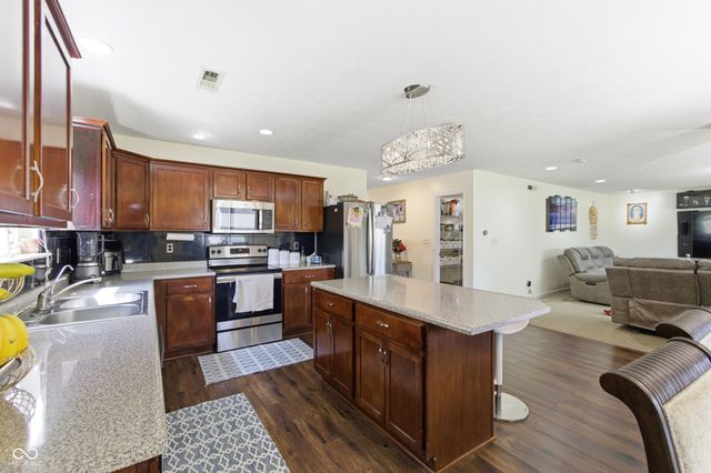 5241 Basin Park Drive, Indianapolis, IN 46239