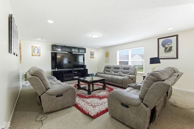 5241 Basin Park Drive, Indianapolis, IN 46239