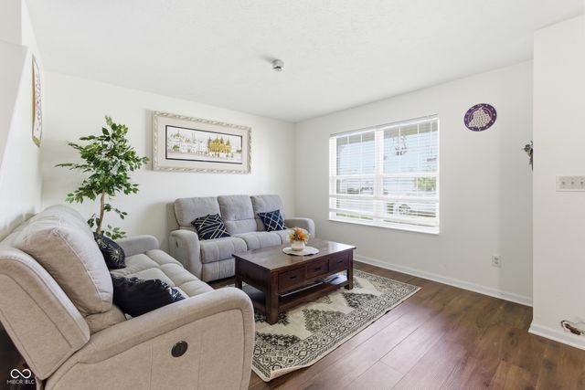 5241 Basin Park Drive, Indianapolis, IN 46239