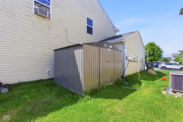 5241 Basin Park Drive, Indianapolis, IN 46239