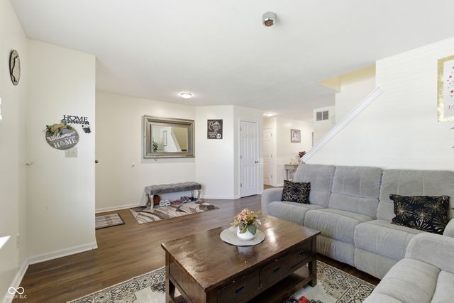 5241 Basin Park Drive, Indianapolis, IN 46239