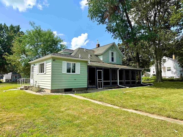 1503 W 7th Street, Cedar Falls, IA 50613