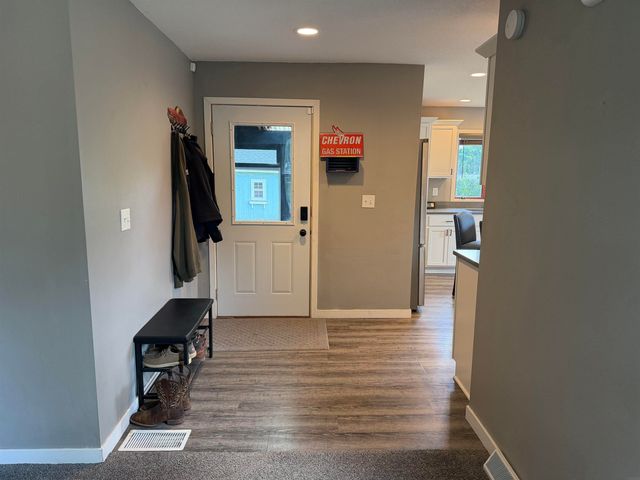 1503 W 7th Street, Cedar Falls, IA 50613