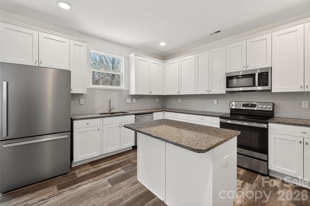 7308 Rothmore Street, Charlotte, NC 28215