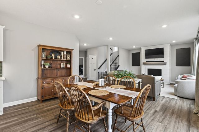 22765 Wood Lane, Rogers, MN 55374