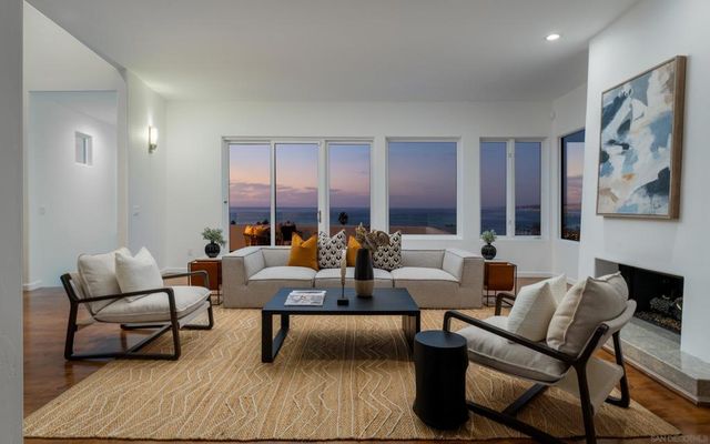 7784 Lookout Drive, La Jolla, CA 92037