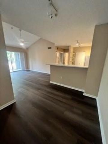 7816 Sonoma Springs Circle 207, Lake Worth, FL 33463