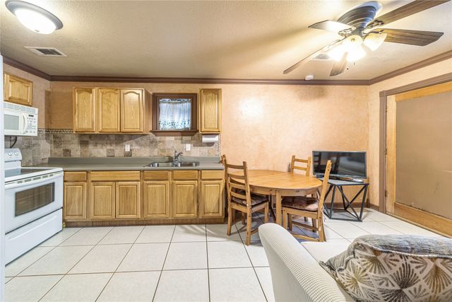 1004 Edgefield Drive, Garland, TX 75040