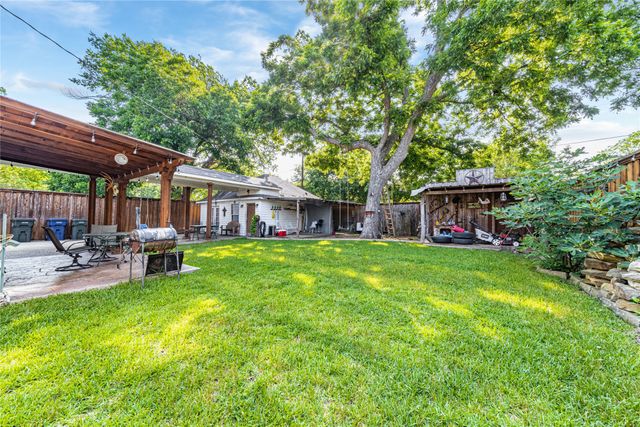 1004 Edgefield Drive, Garland, TX 75040