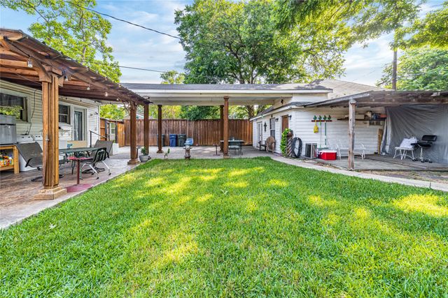 1004 Edgefield Drive, Garland, TX 75040