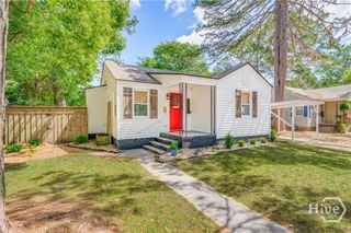 2220 E 38th Street, Savannah, GA 31404