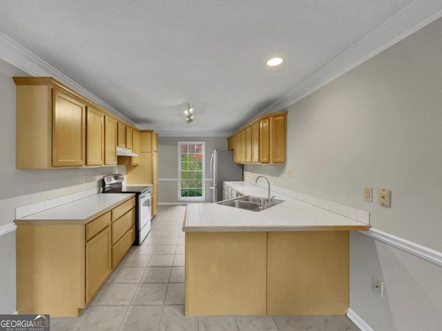 184 Hillsborough Drive, Athens, GA 30606