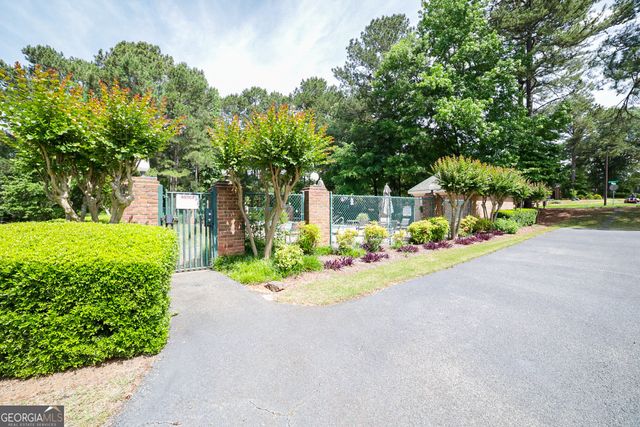 184 Hillsborough Drive, Athens, GA 30606
