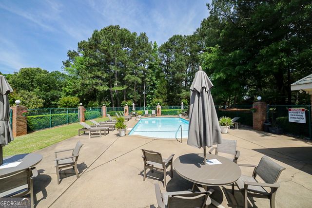 184 Hillsborough Drive, Athens, GA 30606