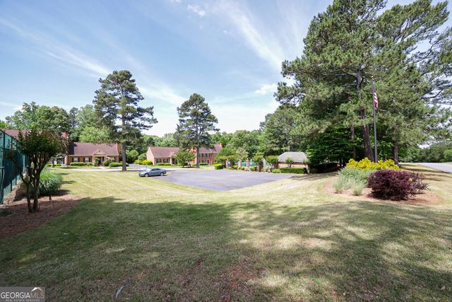 184 Hillsborough Drive, Athens, GA 30606