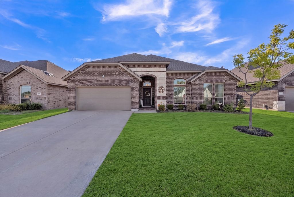 113 Independence Drive, Joshua, TX 76058 — exterior