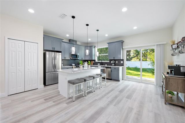 6510 E 25TH AVENUE, Tampa, FL 33619