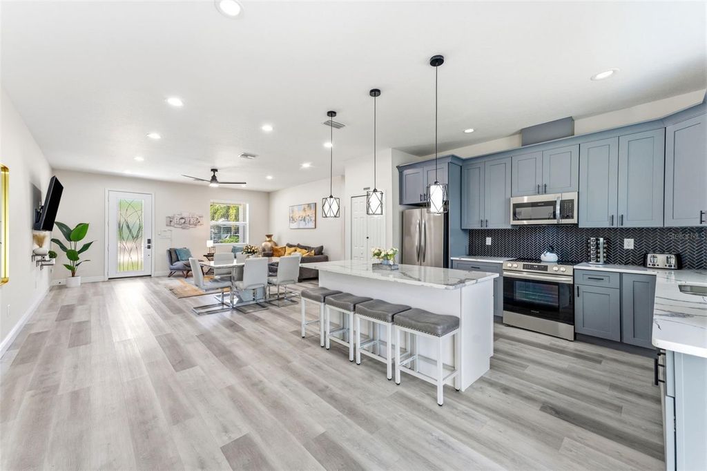 Image 14 of property listing at 6510 E 25TH AVENUE, Tampa, FL 33619