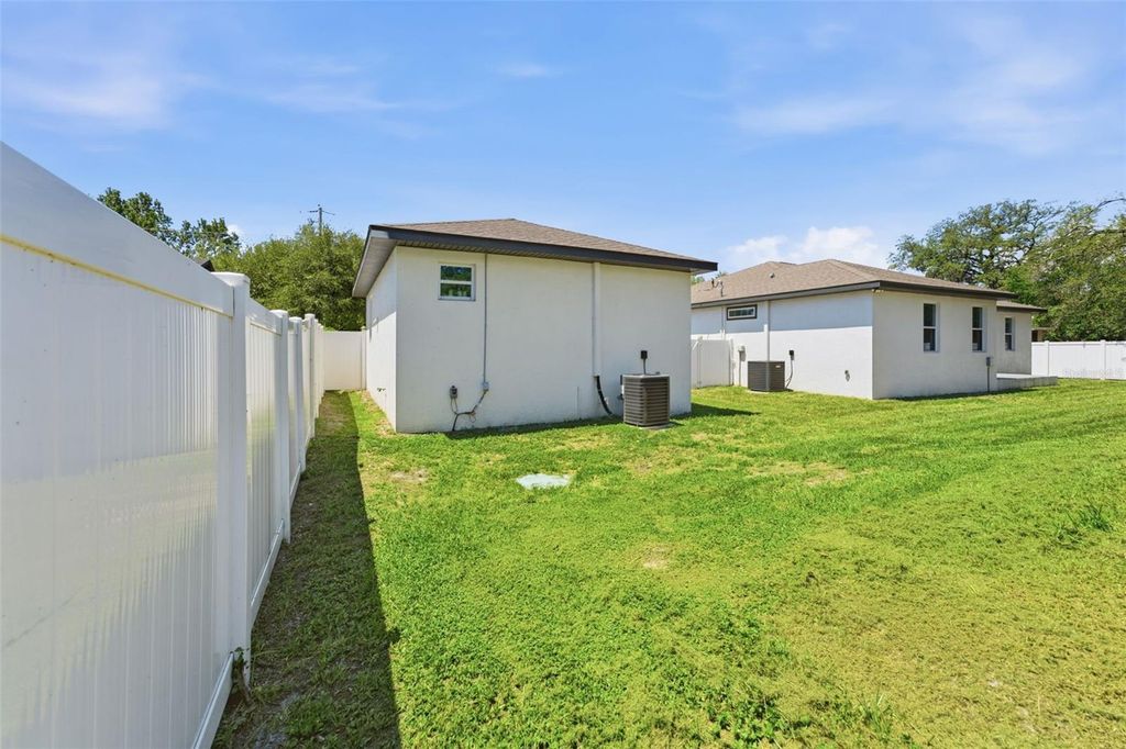 Image 34 of property listing at 6510 E 25TH AVENUE, Tampa, FL 33619
