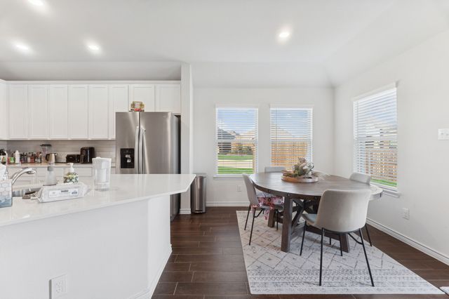 3260 Hunters Glen Drive, Aubrey, TX 76227