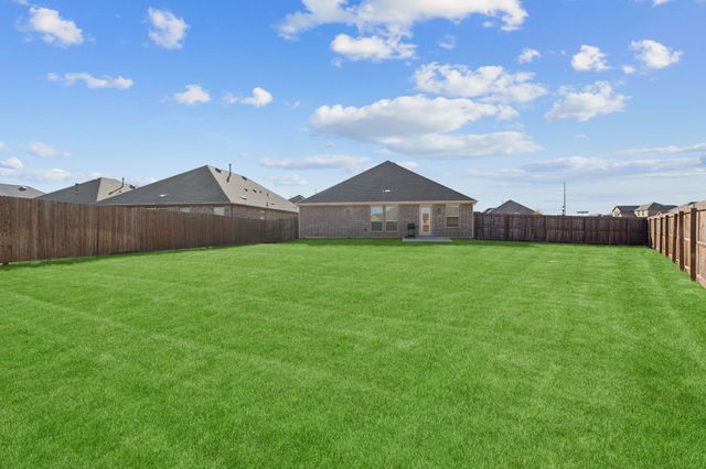 3260 Hunters Glen Drive, Aubrey, TX 76227