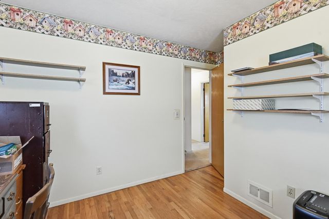 2123 AVENUE N, Council Bluffs, IA 51501