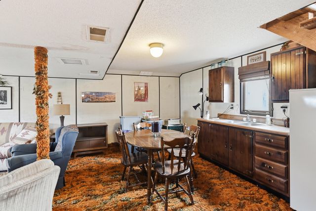 2123 AVENUE N, Council Bluffs, IA 51501