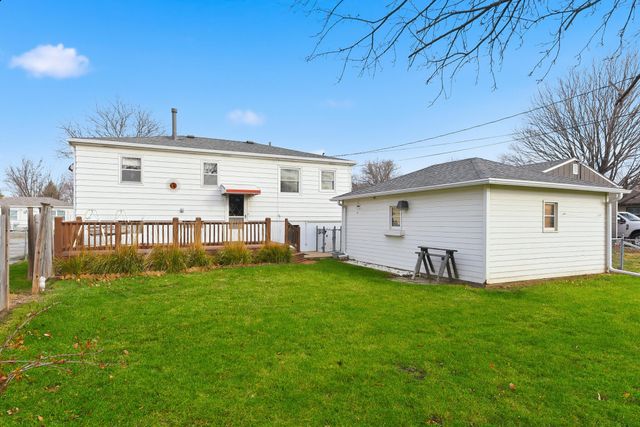 2123 AVENUE N, Council Bluffs, IA 51501