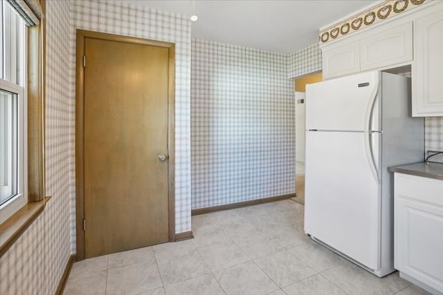 824 N Vail Avenue, Arlington Heights, IL 60004