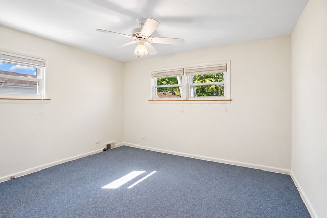 824 N Vail Avenue, Arlington Heights, IL 60004