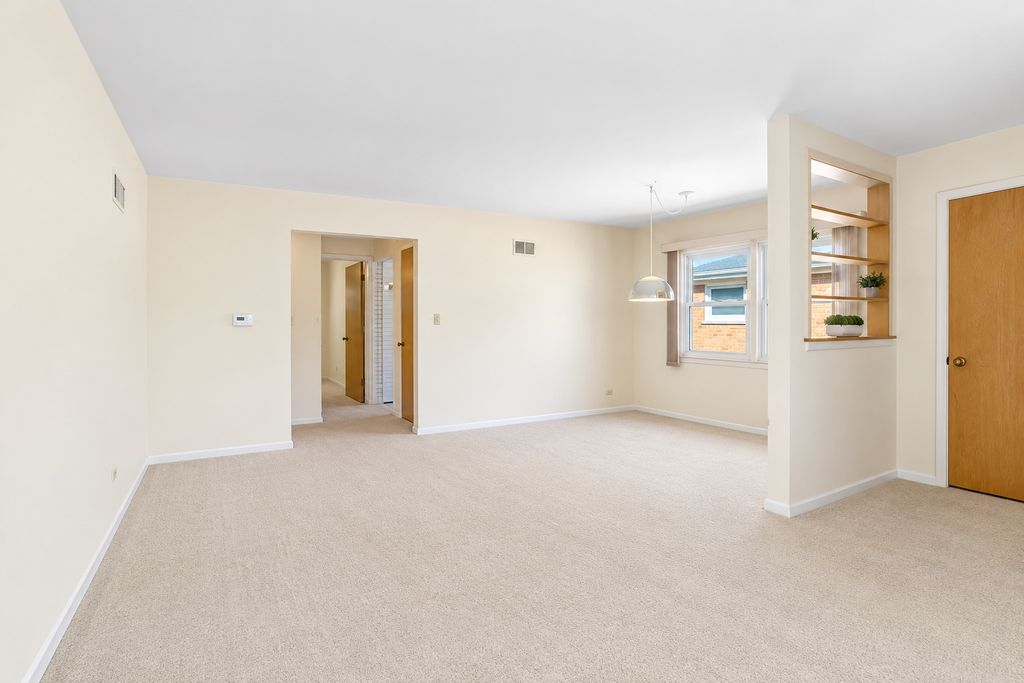 824 N Vail Avenue, Arlington Heights, IL 60004 — photo 4