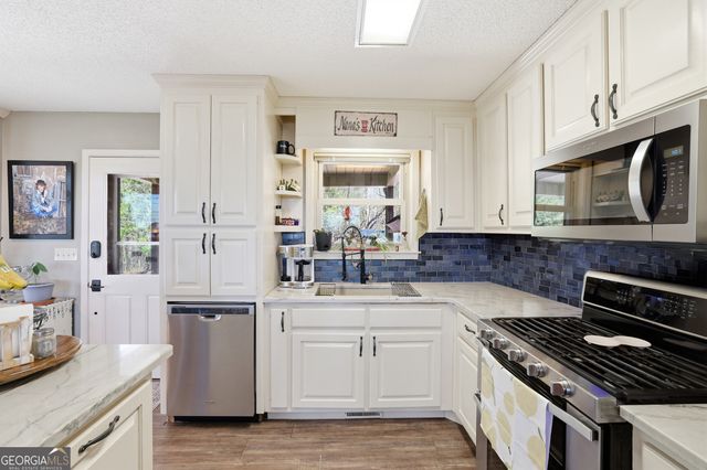 378 Matadore Vista, Sautee Nacoochee, GA 30571