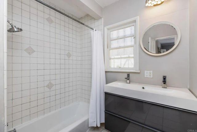 1700-1702-1704 Glendon Avenue, Los Angeles, CA 90024