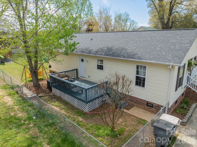 1015 S Walnut Street, Kannapolis, NC 28081