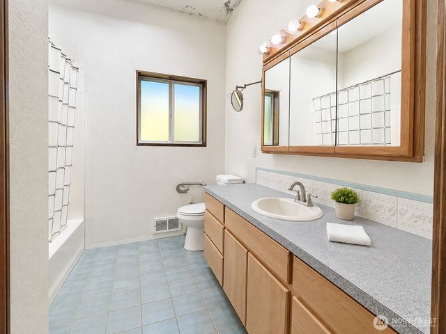 334 Harmon Road, Chehalis, WA 98532