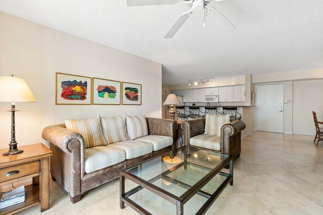 3594 S Ocean Boulevard 205, Highland Beach, FL 33487