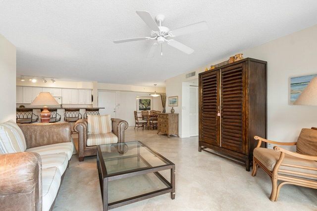 3594 S Ocean Boulevard 205, Highland Beach, FL 33487