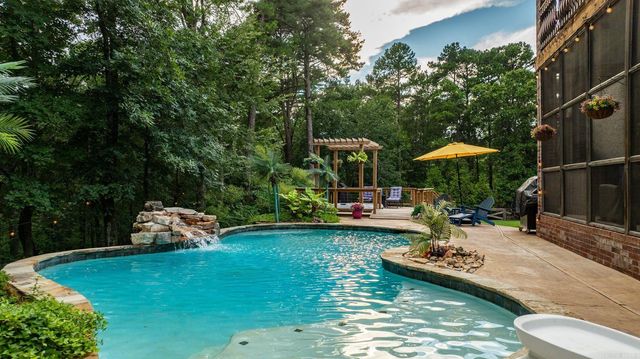 5100 Mchenry Creek Circle, Little Rock, AR 72210
